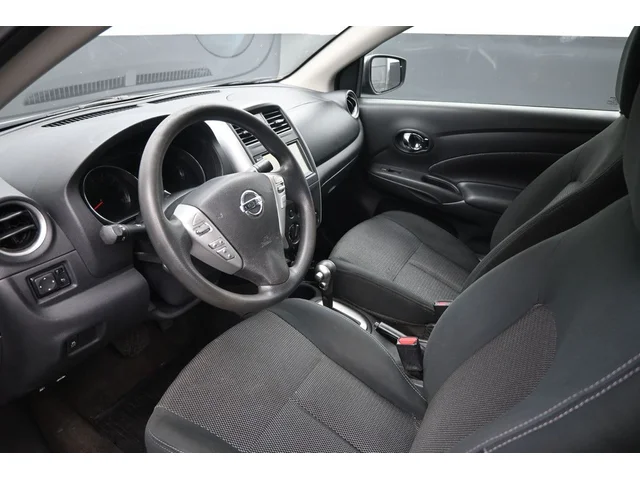 SEMINUEVOS NISSAN Versa a Estados en autogozo