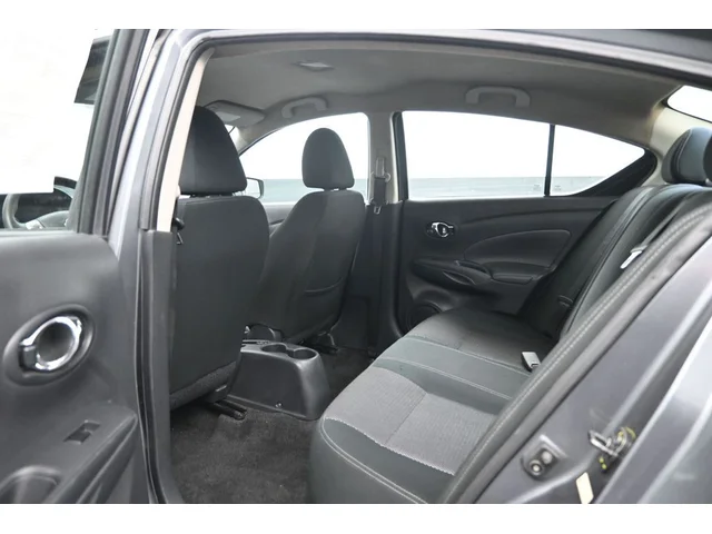 SEMINUEVOS NISSAN Versa a Estados en autogozo