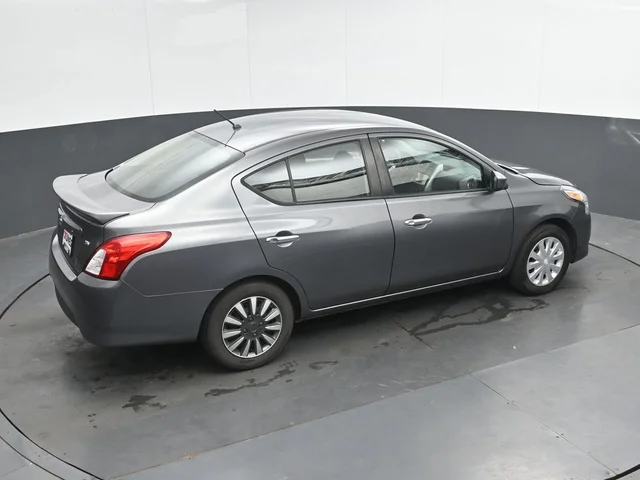 SEMINUEVOS NISSAN Versa a Estados en autogozo