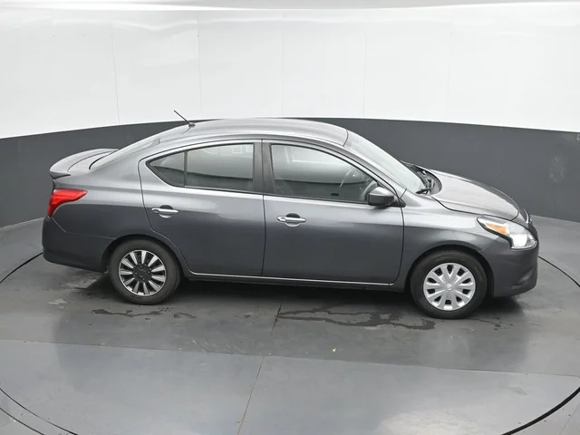 SEMINUEVOS NISSAN Versa a Estados en autogozo