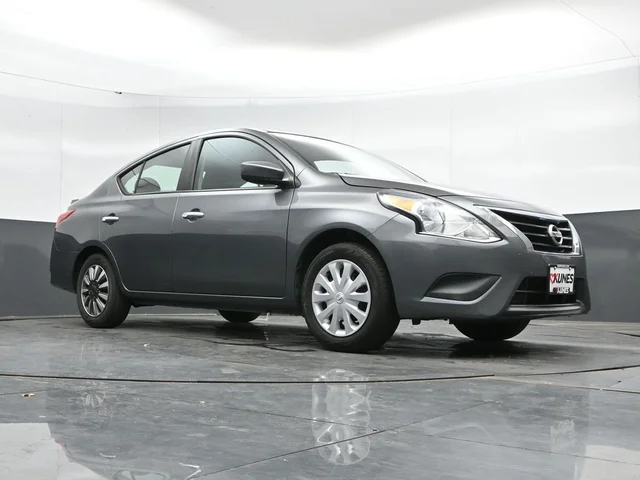 SEMINUEVOS NISSAN Versa a Estados en autogozo
