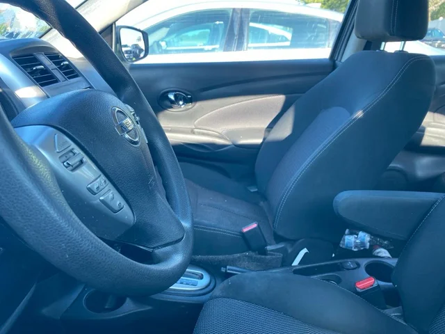 SEMINUEVOS NISSAN Versa a Estados en autogozo