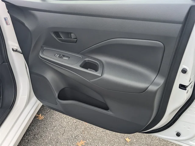 SEMINUEVOS NISSAN Versa at Kennesaw, in Town Center Nissan