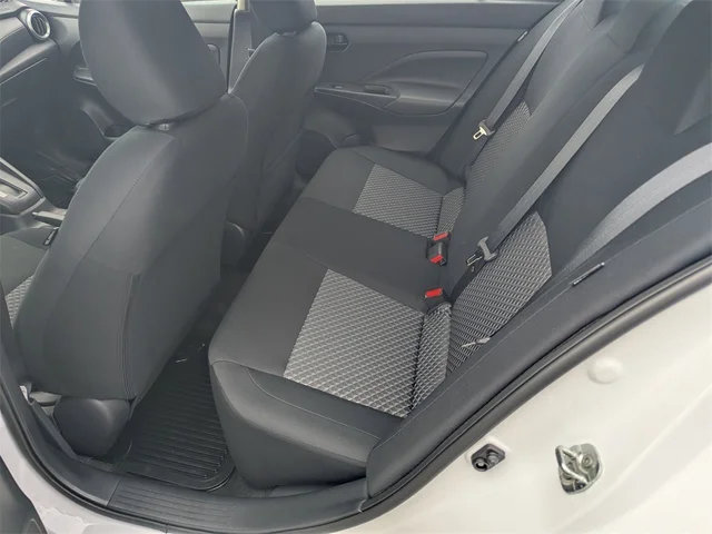 SEMINUEVOS NISSAN Versa at Kennesaw, in Town Center Nissan