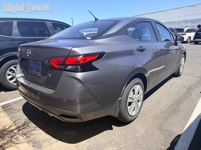 SEMINUEVOS NISSAN Versa a Estados en autogozo