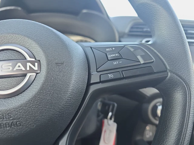 SEMINUEVOS NISSAN Versa a Estados en autogozo