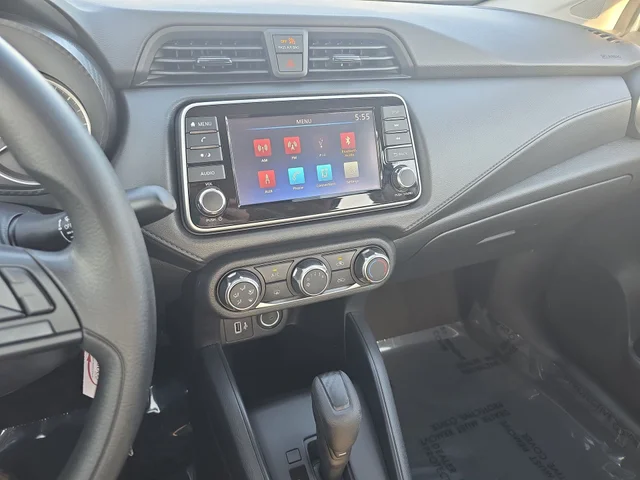SEMINUEVOS NISSAN Versa a Estados en autogozo