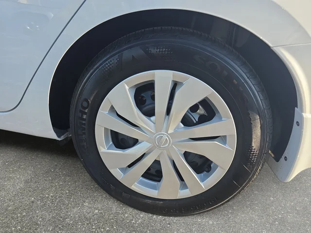 SEMINUEVOS NISSAN Versa a Estados en autogozo