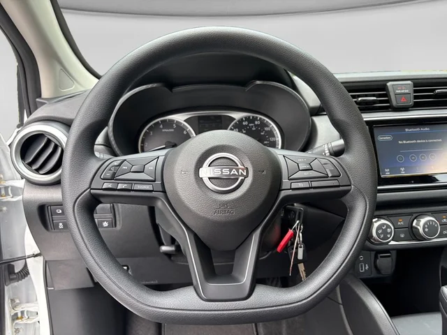 SEMINUEVOS NISSAN Versa a Estados en autogozo