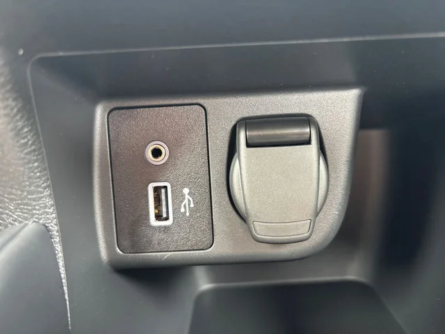 SEMINUEVOS NISSAN Versa a Estados en autogozo