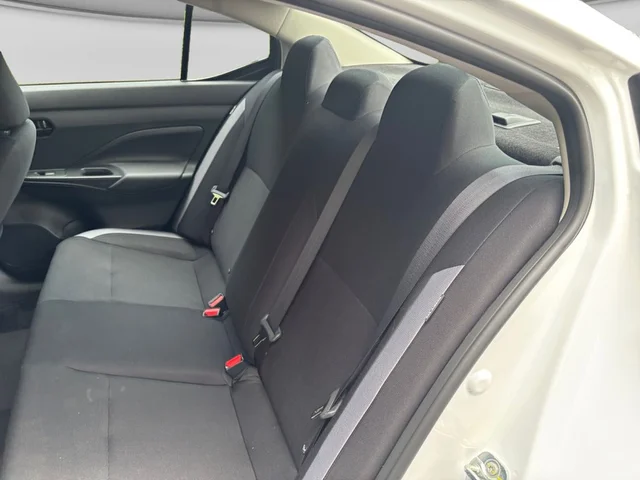 SEMINUEVOS NISSAN Versa a Estados en autogozo