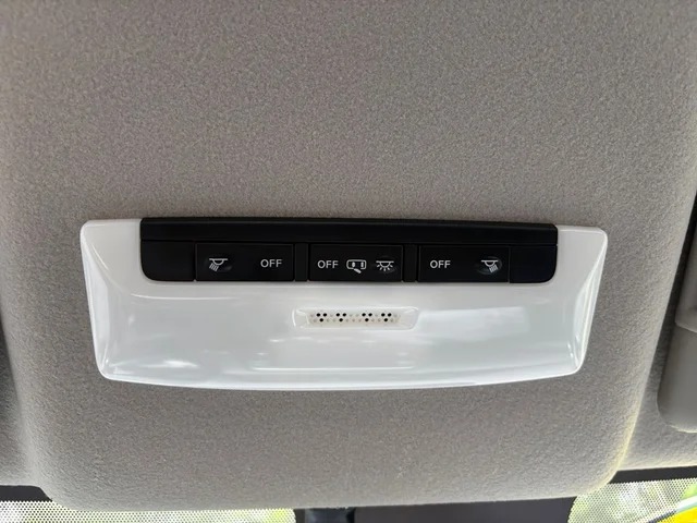 SEMINUEVOS NISSAN Versa a Estados en autogozo