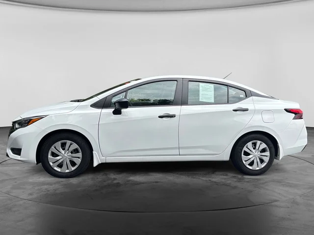 SEMINUEVOS NISSAN Versa a Estados en autogozo