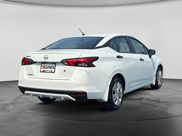 SEMINUEVOS NISSAN Versa a Estados en autogozo
