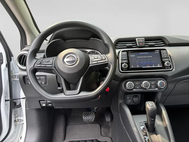 SEMINUEVOS NISSAN Versa a Estados en autogozo