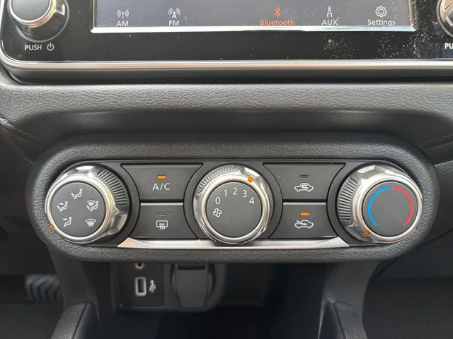 SEMINUEVOS NISSAN Versa a Estados en autogozo
