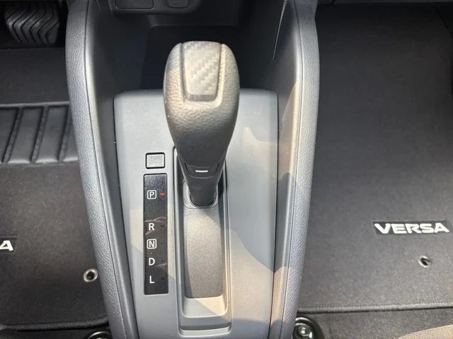 SEMINUEVOS NISSAN Versa a Estados en autogozo