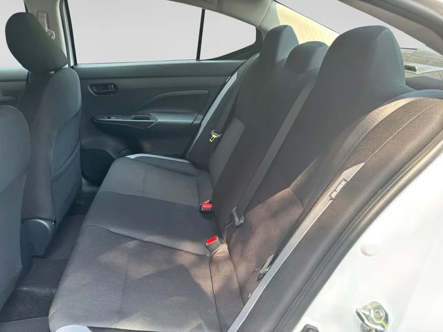 SEMINUEVOS NISSAN Versa a Estados en autogozo