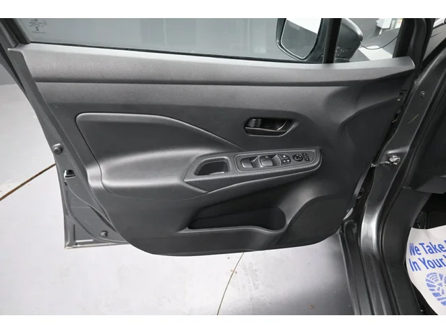 SEMINUEVOS NISSAN Versa a Estados en autogozo