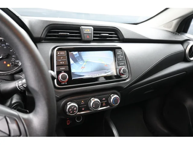 SEMINUEVOS NISSAN Versa a Estados en autogozo