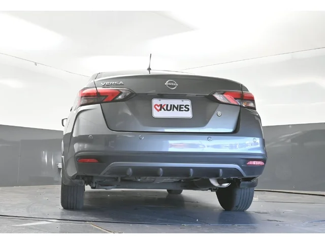 SEMINUEVOS NISSAN Versa a Estados en autogozo