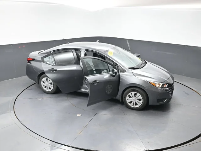SEMINUEVOS NISSAN Versa a Estados en autogozo