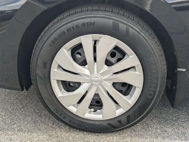 SEMINUEVOS NISSAN Versa a Estados en autogozo
