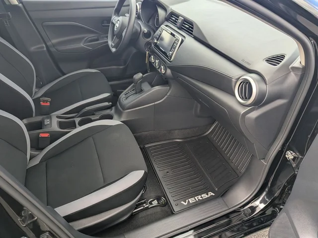 SEMINUEVOS NISSAN Versa a Estados en autogozo