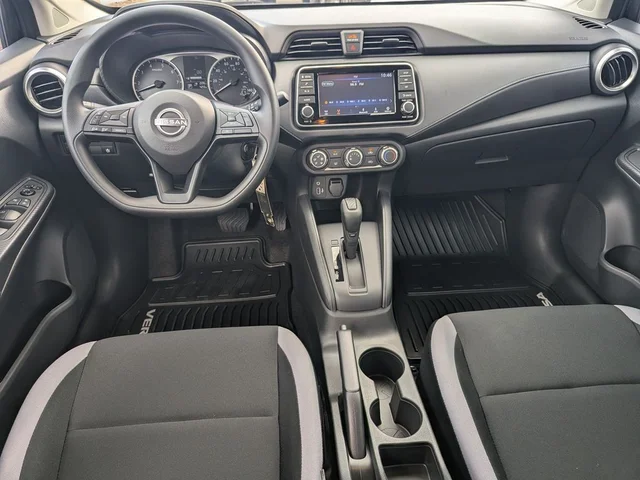 SEMINUEVOS NISSAN Versa a Estados en autogozo