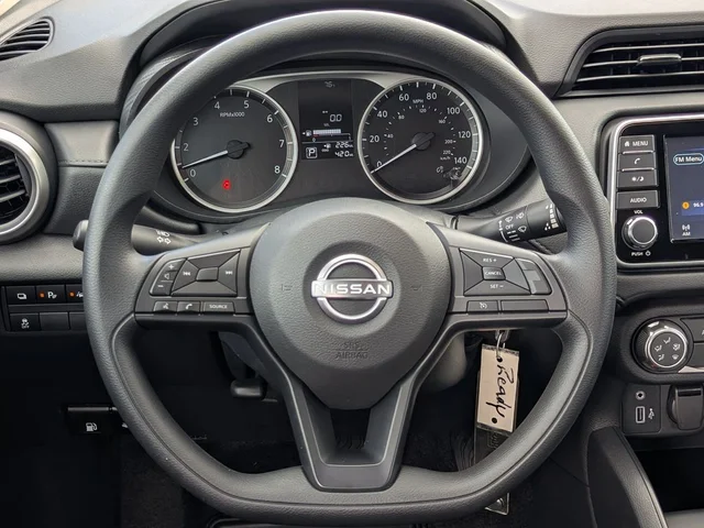 SEMINUEVOS NISSAN Versa a Estados en autogozo