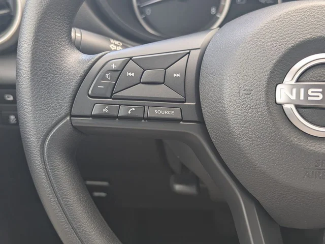 SEMINUEVOS NISSAN Versa a Estados en autogozo