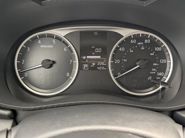 SEMINUEVOS NISSAN Versa a Estados en autogozo