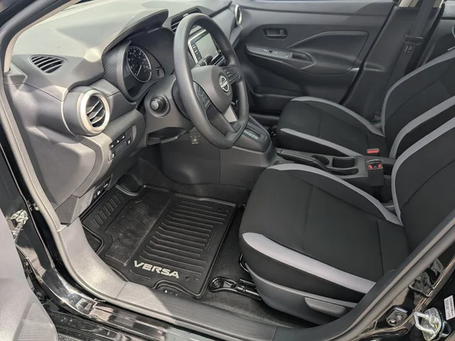 SEMINUEVOS NISSAN Versa a Estados en autogozo