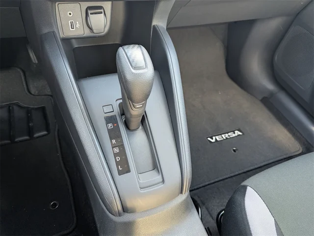 SEMINUEVOS NISSAN Versa at Kennesaw, in Town Center Nissan