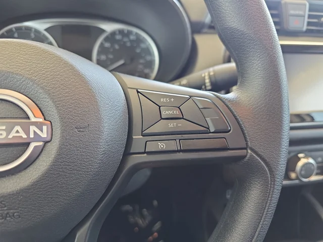 SEMINUEVOS NISSAN Versa a Estados en autogozo