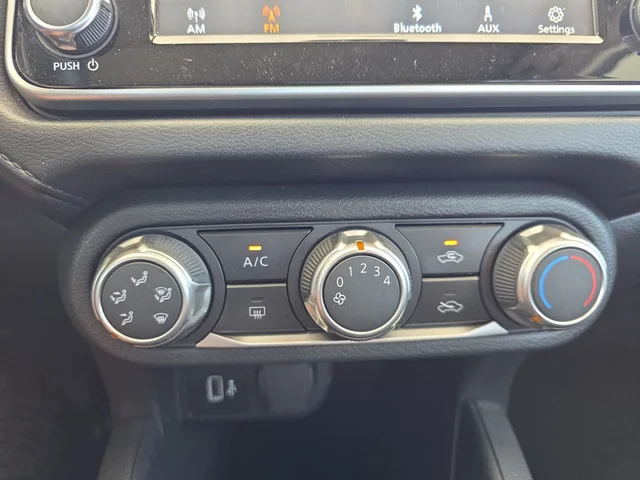 SEMINUEVOS NISSAN Versa a Estados en autogozo