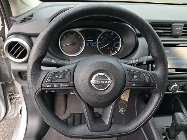 SEMINUEVOS NISSAN Versa a Estados en autogozo
