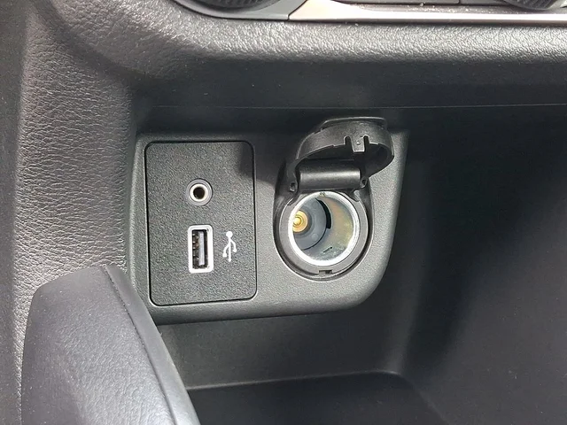 SEMINUEVOS NISSAN Versa a Estados en autogozo