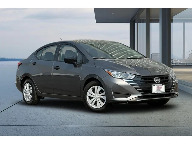 SEMINUEVOS NISSAN Versa a Estados en autogozo