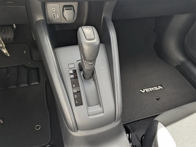 Nuevos NISSAN VERSA à Kennesaw, chez Town Center Nissan