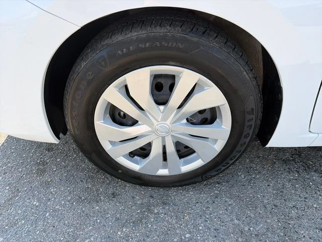 SEMINUEVOS NISSAN Versa a Estados en autogozo