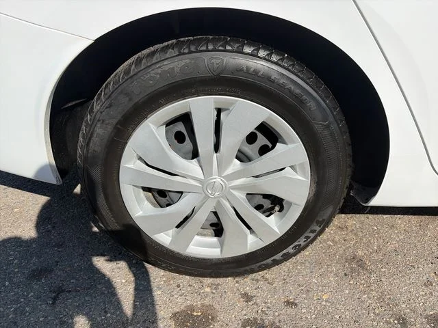 SEMINUEVOS NISSAN Versa a Estados en autogozo