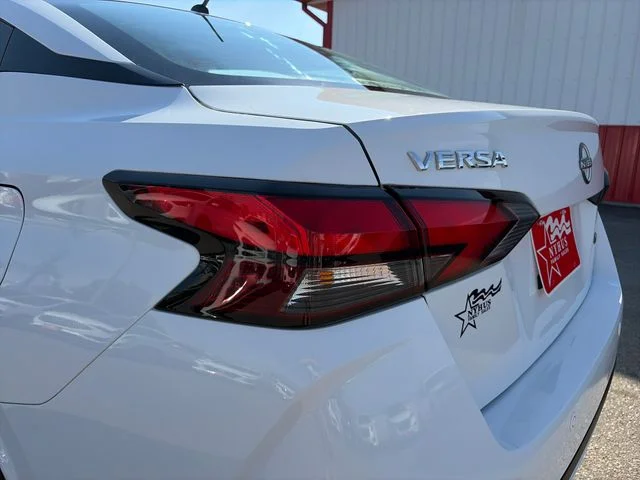 SEMINUEVOS NISSAN Versa a Estados en autogozo
