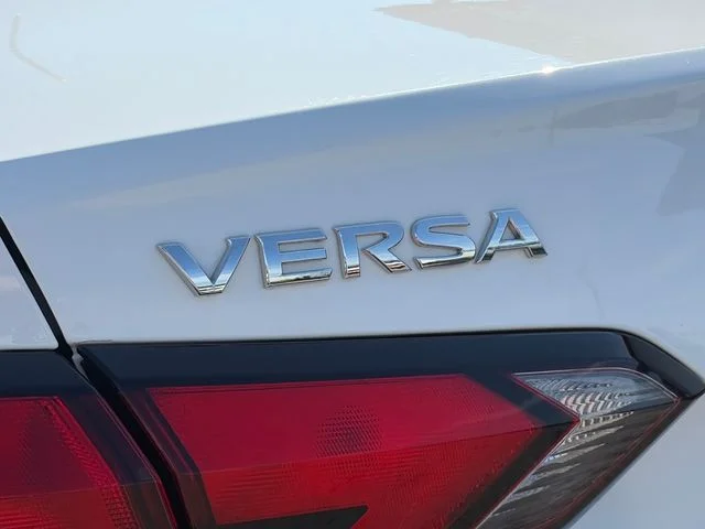SEMINUEVOS NISSAN Versa a Estados en autogozo
