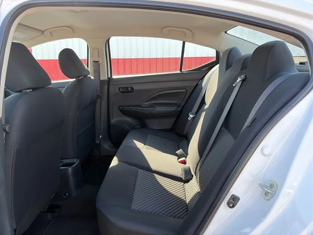 SEMINUEVOS NISSAN Versa a Estados en autogozo