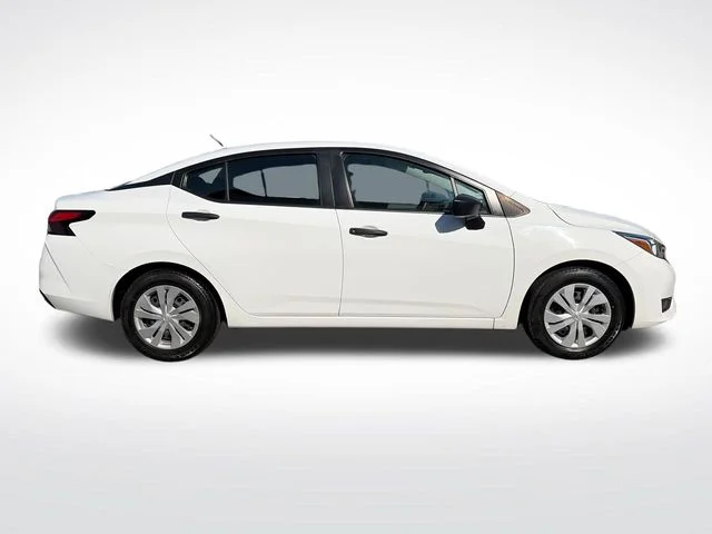 SEMINUEVOS NISSAN Versa a Estados en autogozo