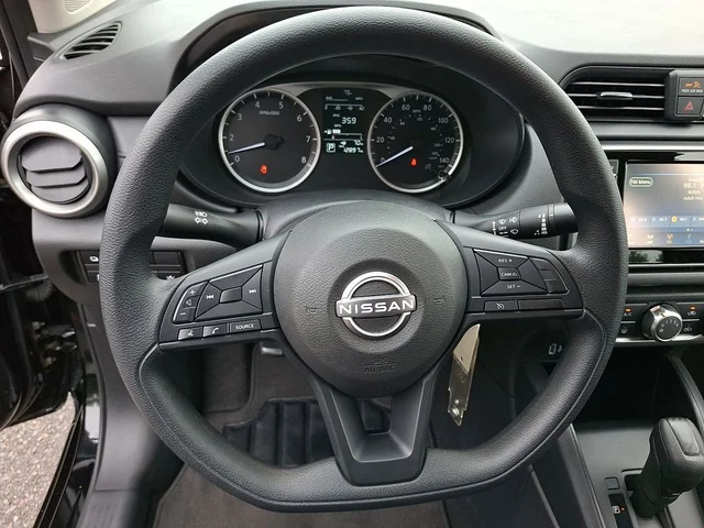 SEMINUEVOS NISSAN Versa a Estados en autogozo
