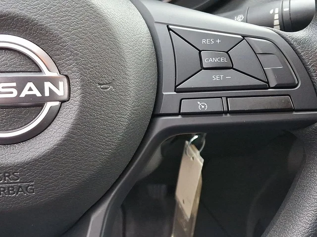 SEMINUEVOS NISSAN Versa a Estados en autogozo