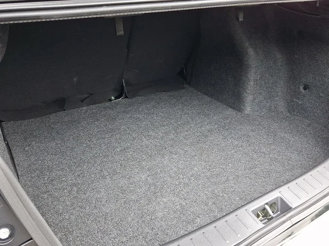 SEMINUEVOS NISSAN Versa a Estados en autogozo