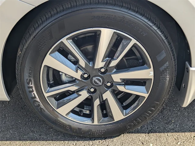 SEMINUEVOS NISSAN Versa at Kennesaw, in Town Center Nissan